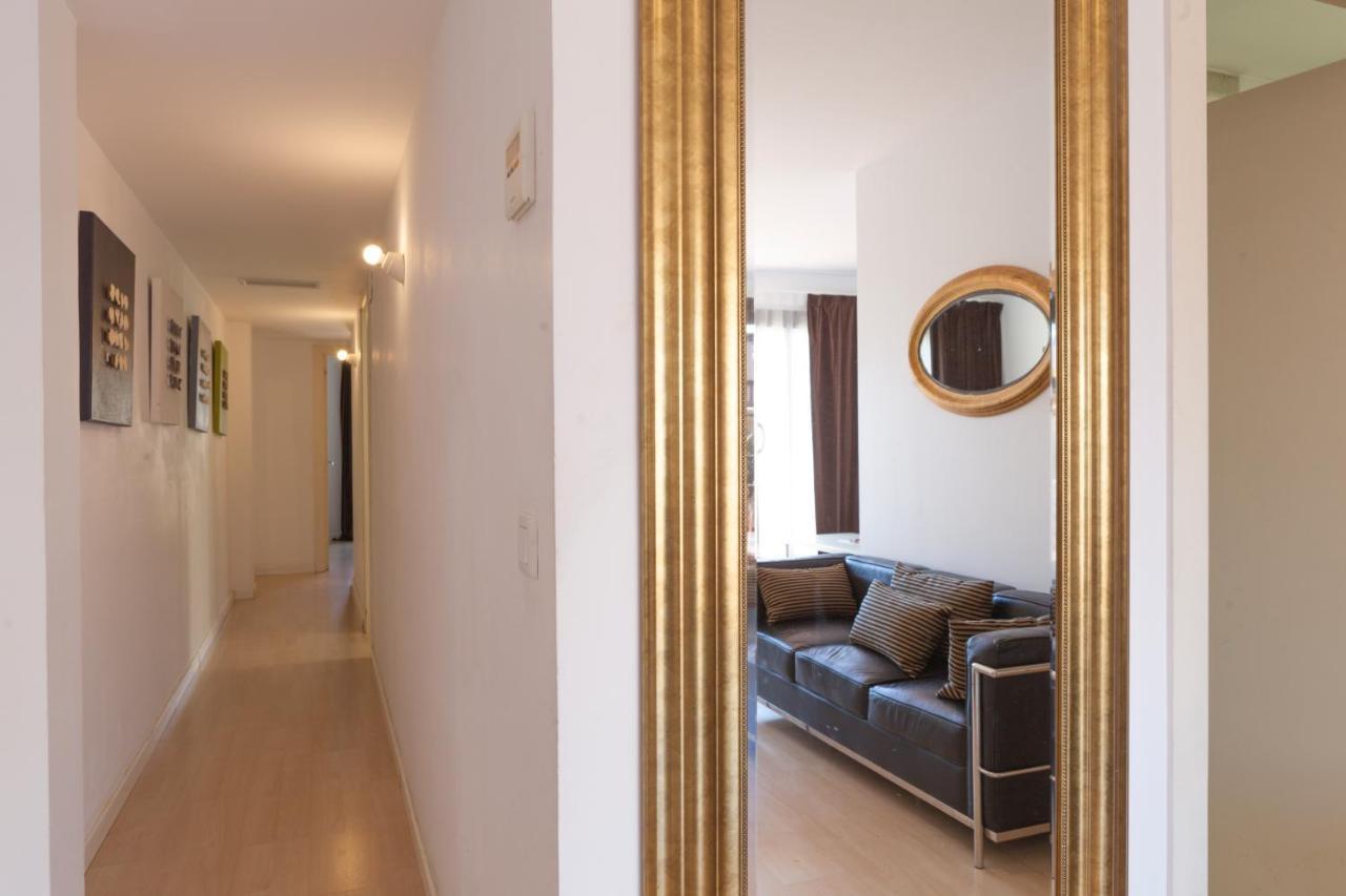 Plaza Catalunya City Center Apartments Барселона Экстерьер фото